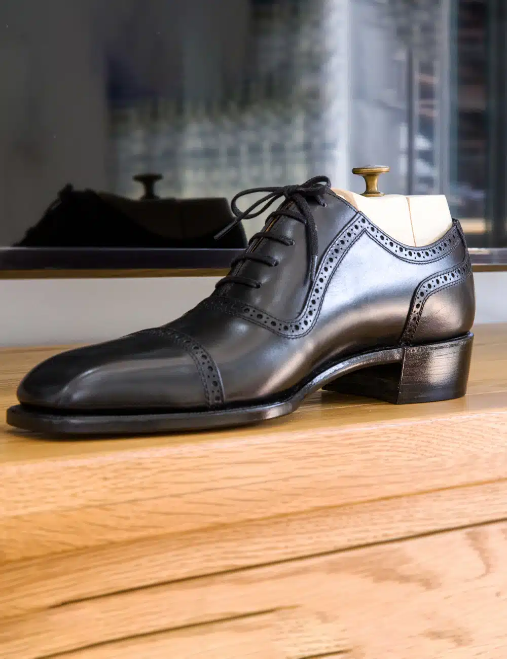 Black-adelaide-oxford-3