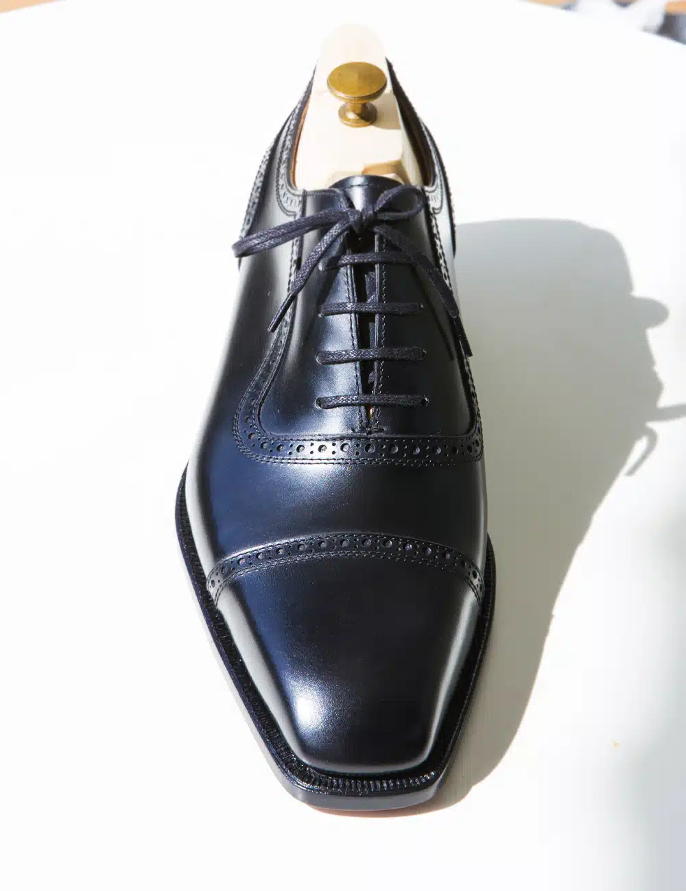 Black-adelaide-oxford-4