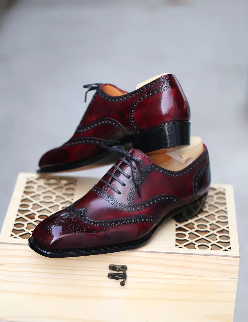 burgundy wingtip oxford