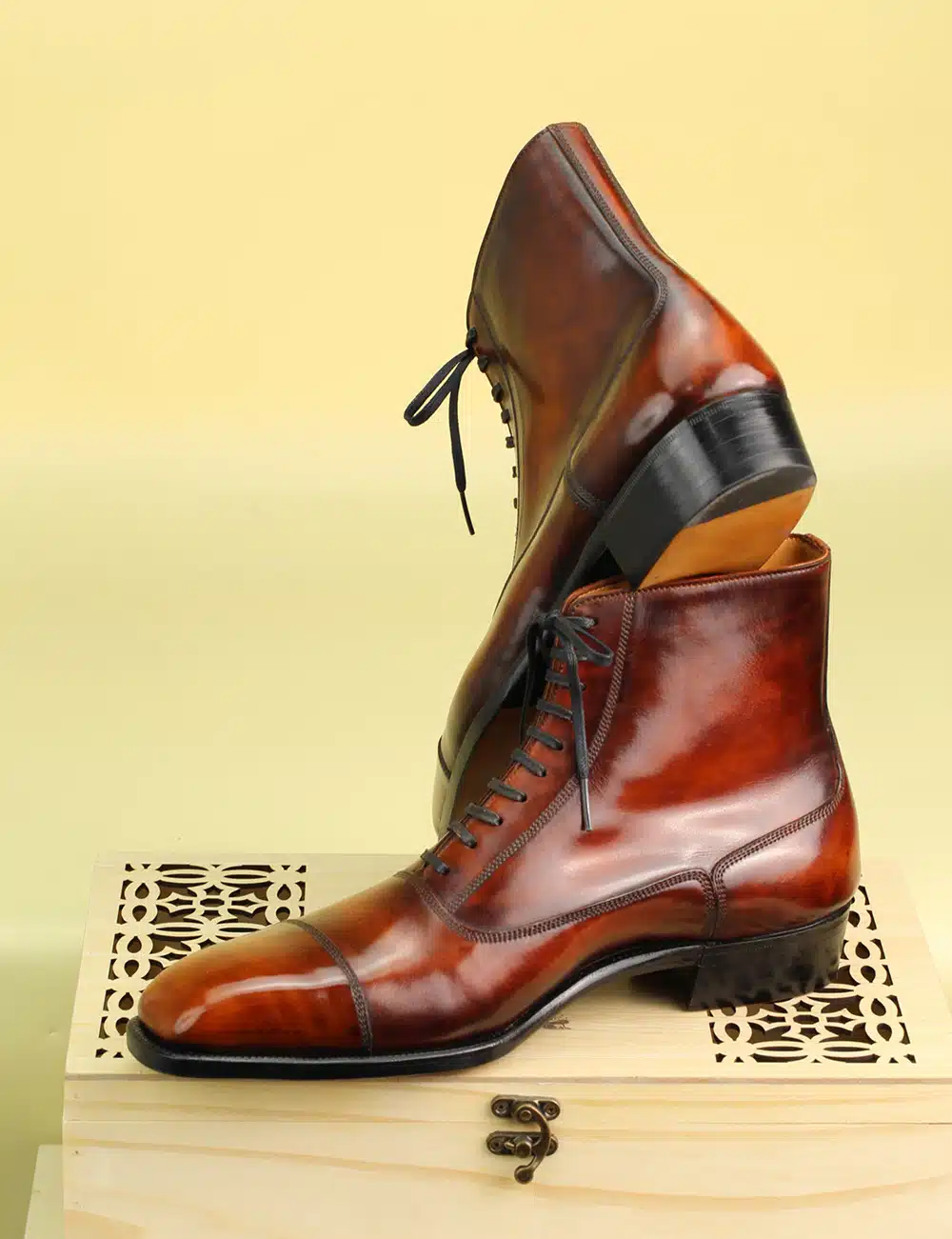 vintageboot-Amber patina